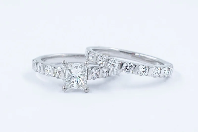 women’s engagement rings with unusual stones-2.4 ctw Princess Cut Natural Diamond Wedding Ring Set