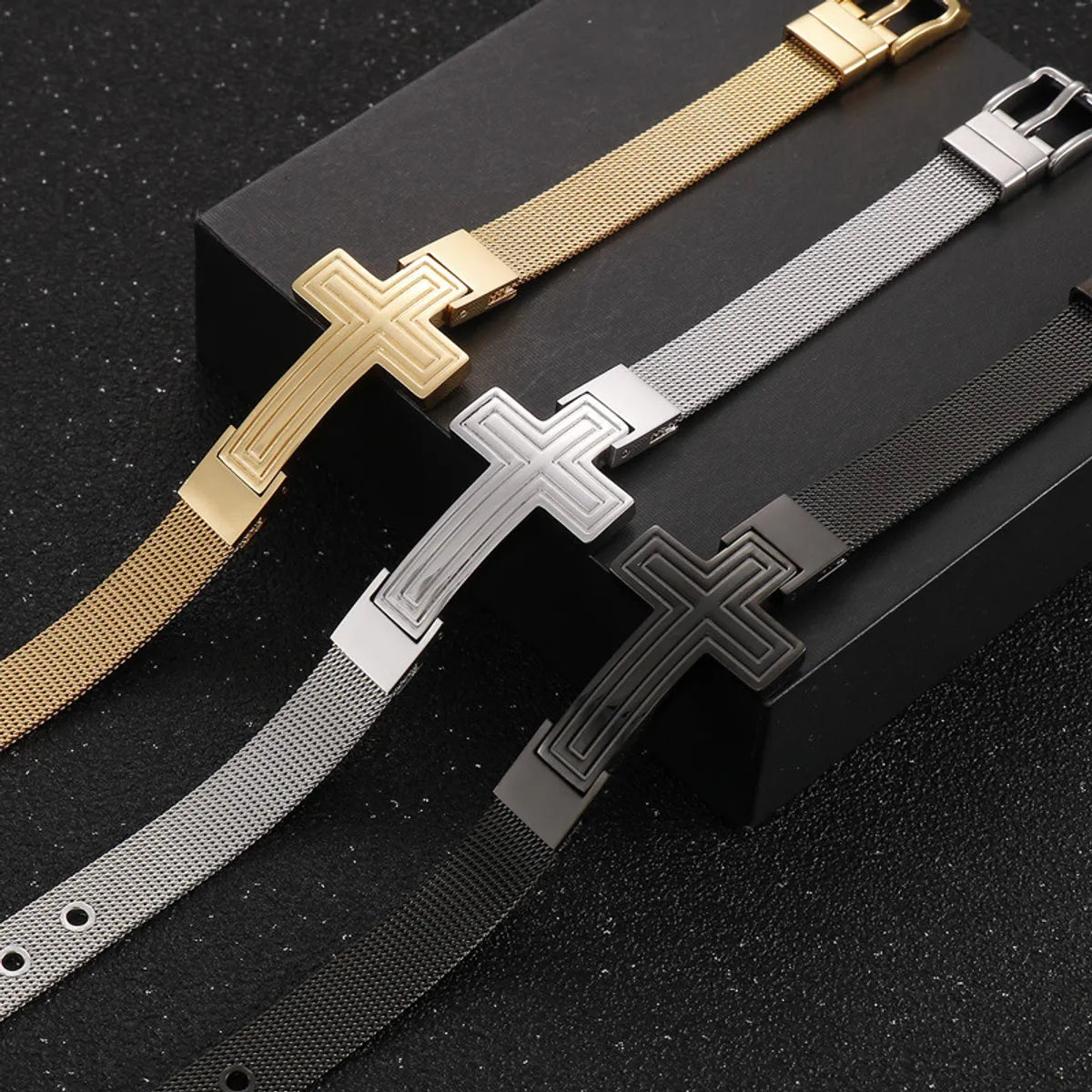 women’s gold bracelets-Punk Modern Style Cross Titanium Steel Plating 18K Gold Plated Men'S Bracelets