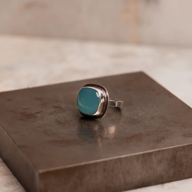 women’s textured rings-Illiana Gemstone Ring