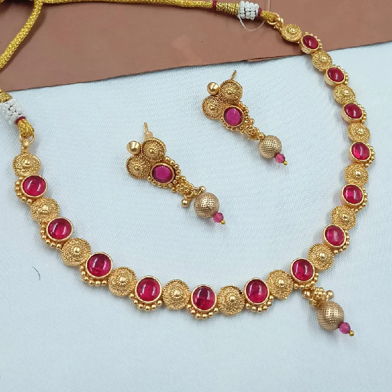 women’s short necklaces-Padmawati Bangles Gold Plated Pota Stone Necklace Set