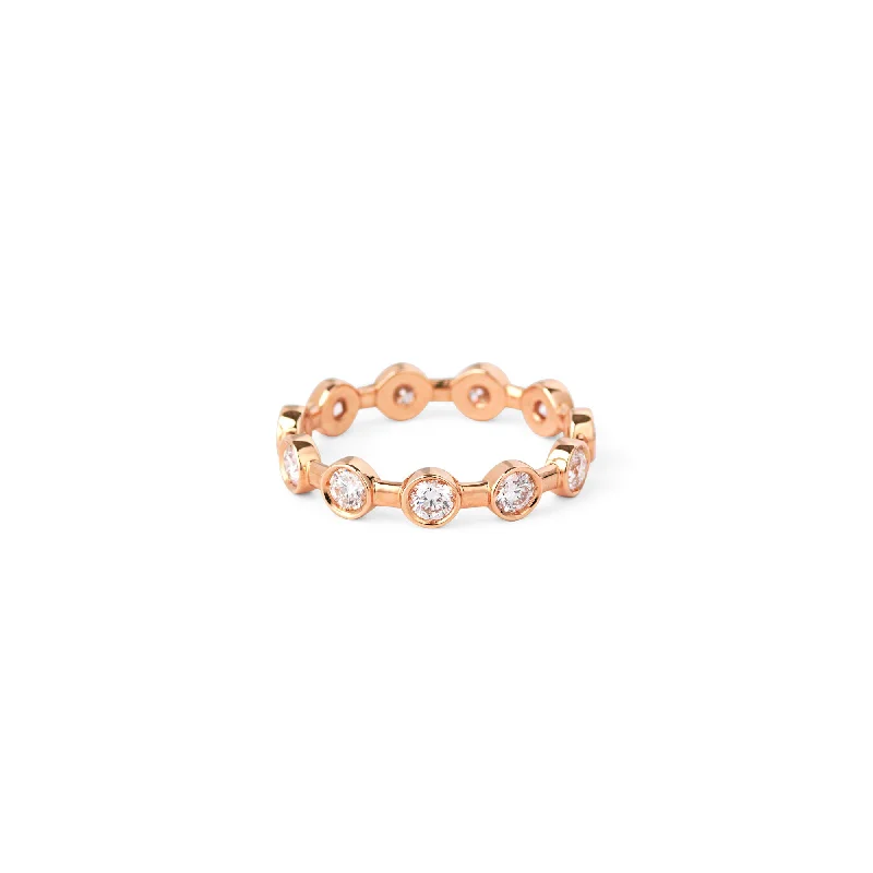 women’s custom rings-On the rocks 18K Rosegold Ring w. Diamonds