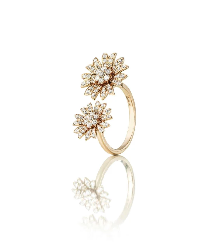 women’s vintage-inspired rings-Large Flower 18K Gold, Whitegold or Rosegold Ring w. Diamonds