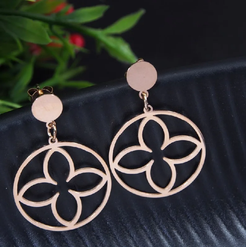 women’s gold hoop and stud earrings-Tarohi JewelsStainless Steel Rosegold Plated Floral Design Earring- STNER 2719