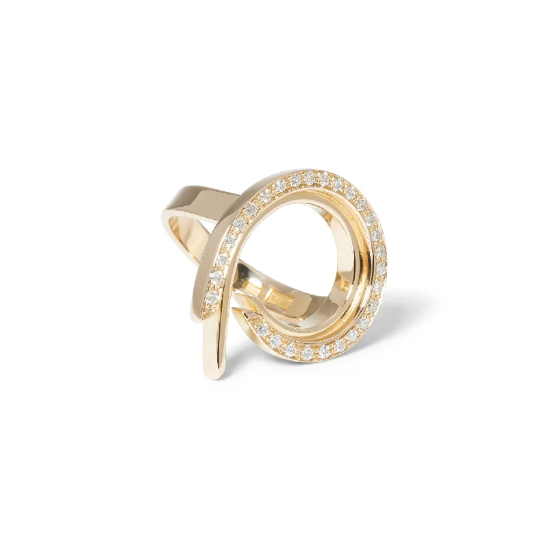 women’s romantic rings-Galaxy 18K Gold Ring w. Lab-Grown Diamonds