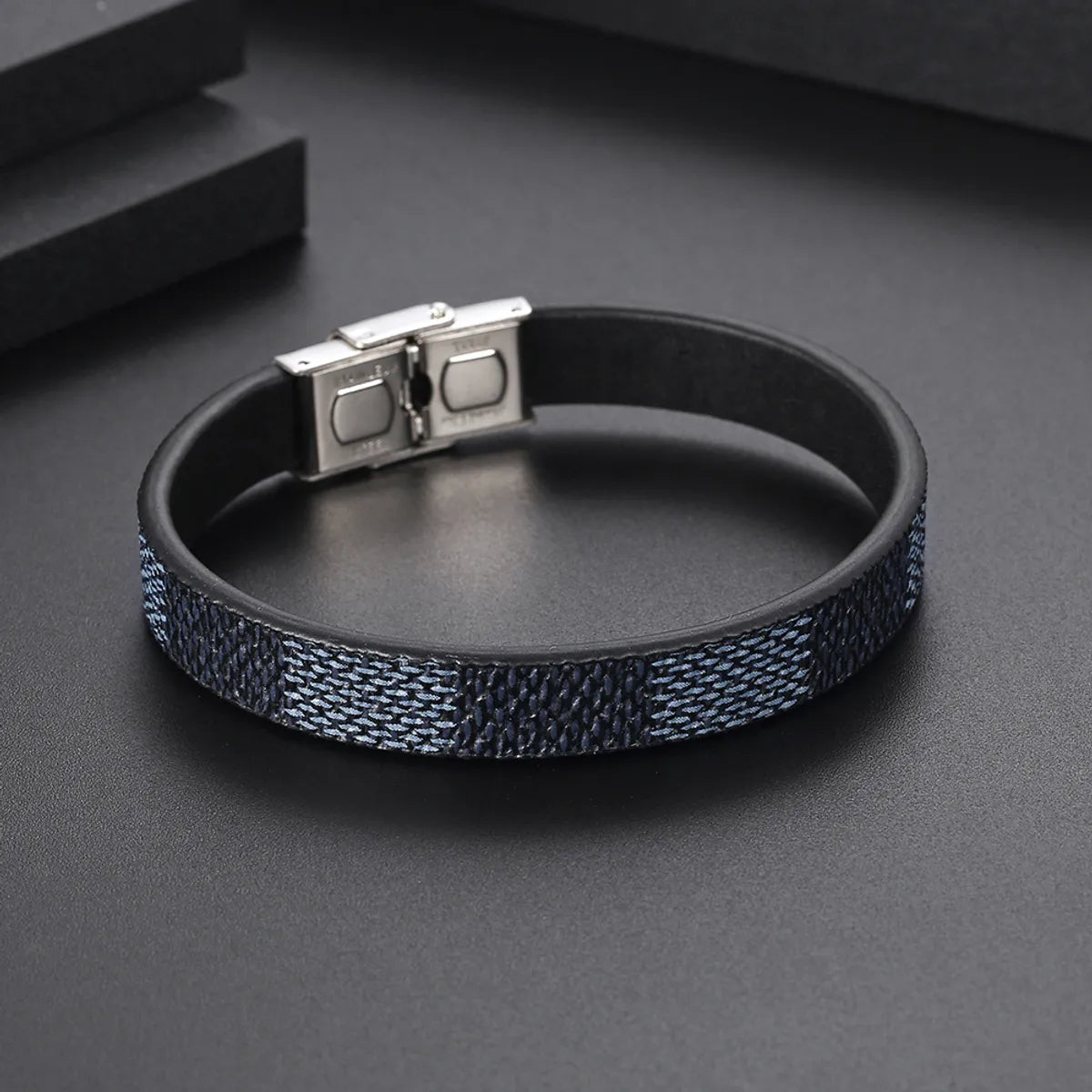 women’s adjustable leather bracelets-Simple Style Round 304 Stainless Steel Pu Leather Polishing Men'S Bracelets