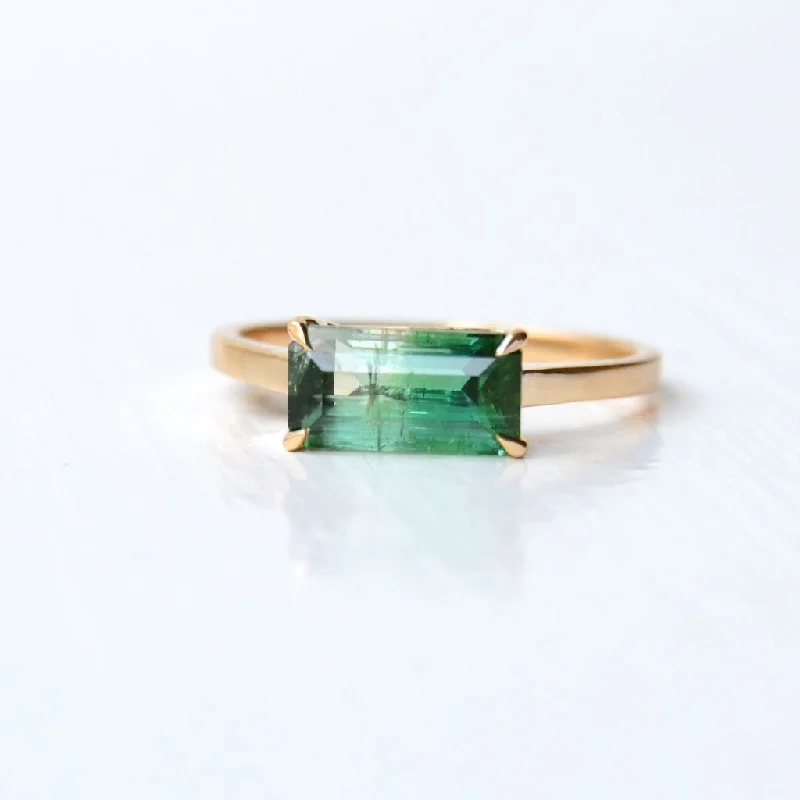 women’s engraved silver rings-Dvi Varna 18K Gold Ring w. Tourmaline