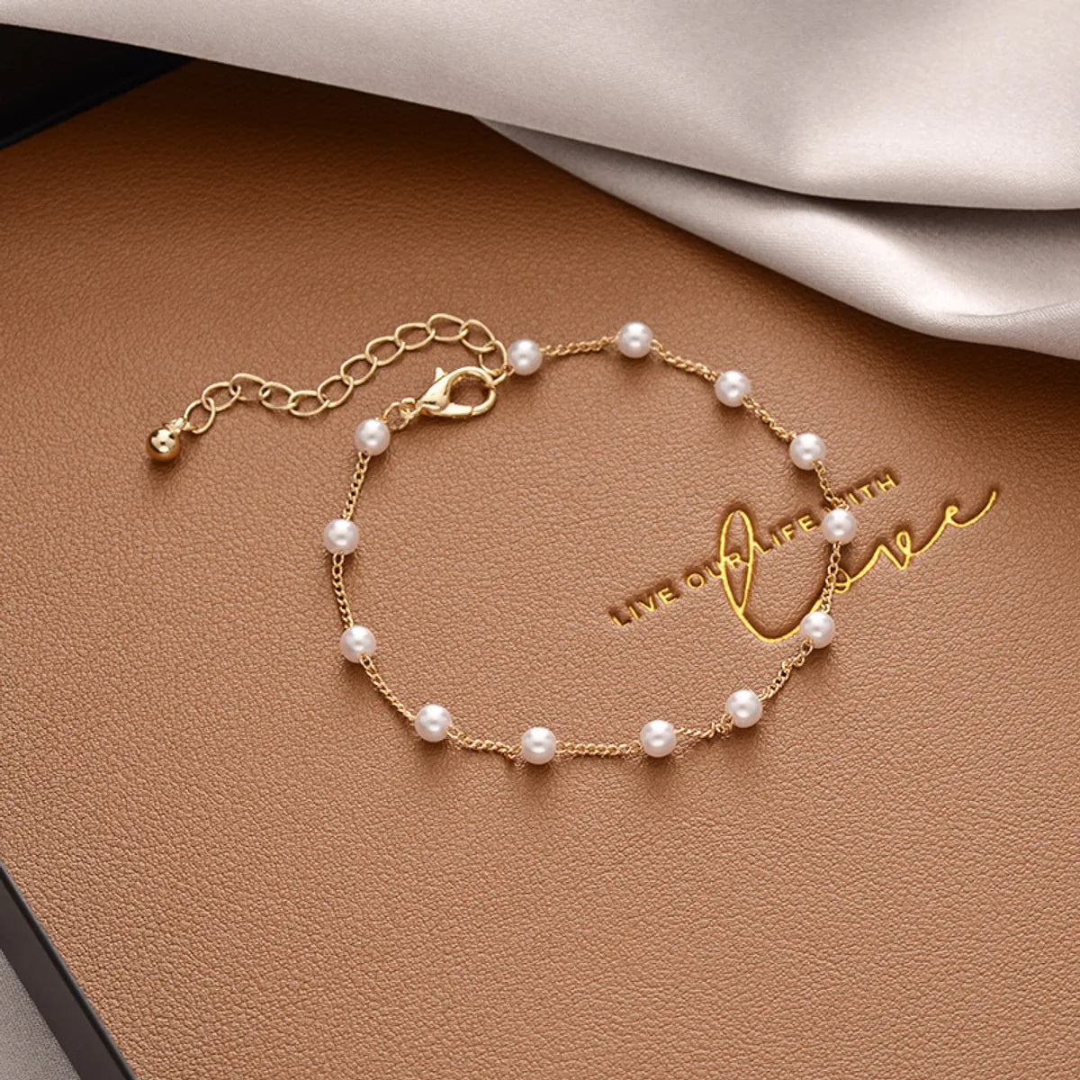 2069# Pearl Bracelet