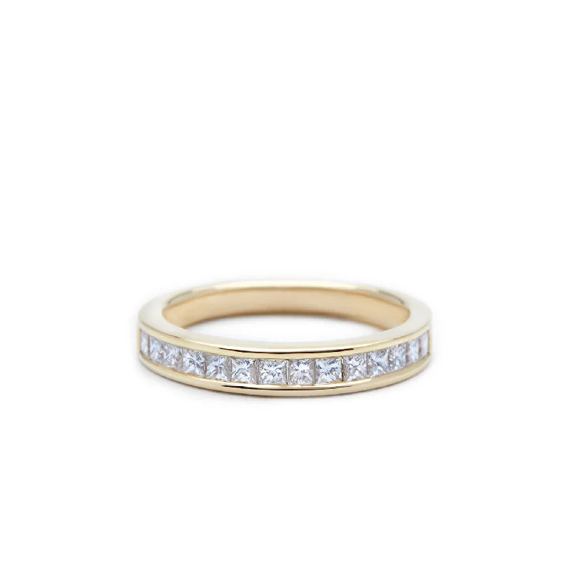 women’s rings-Composure 18K Gold, Whitegold or Rosegold Ring w. Diamonds