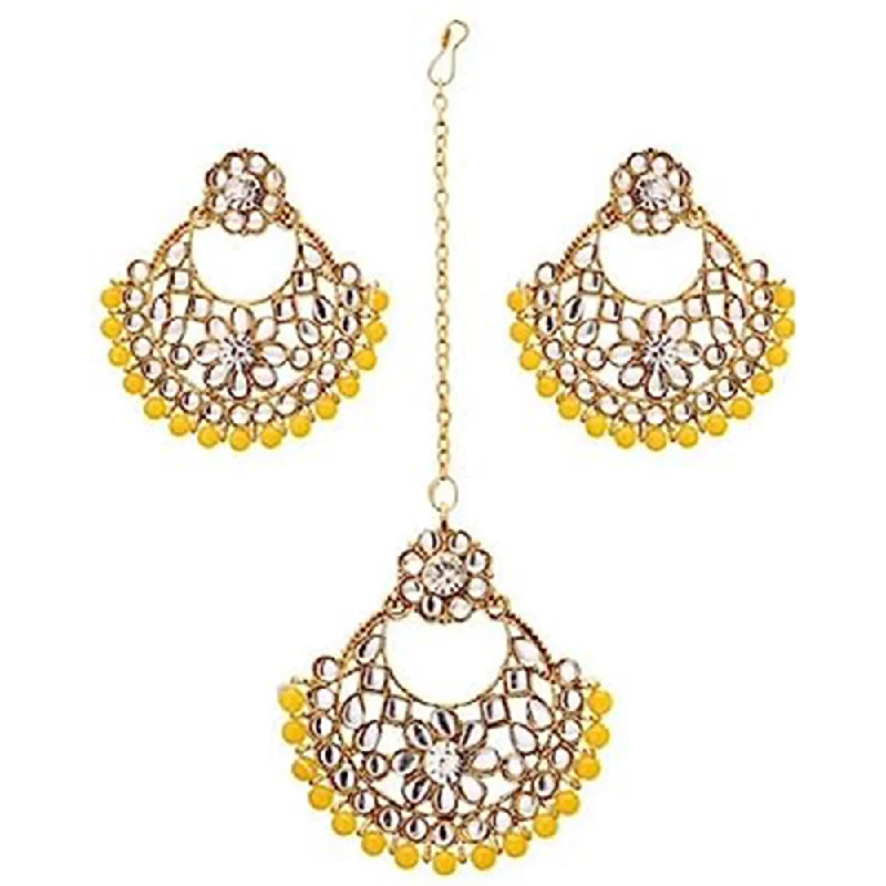 women’s heart earrings-Subhag Alankar Yellow Alloy Jewel Set with Maangtikka