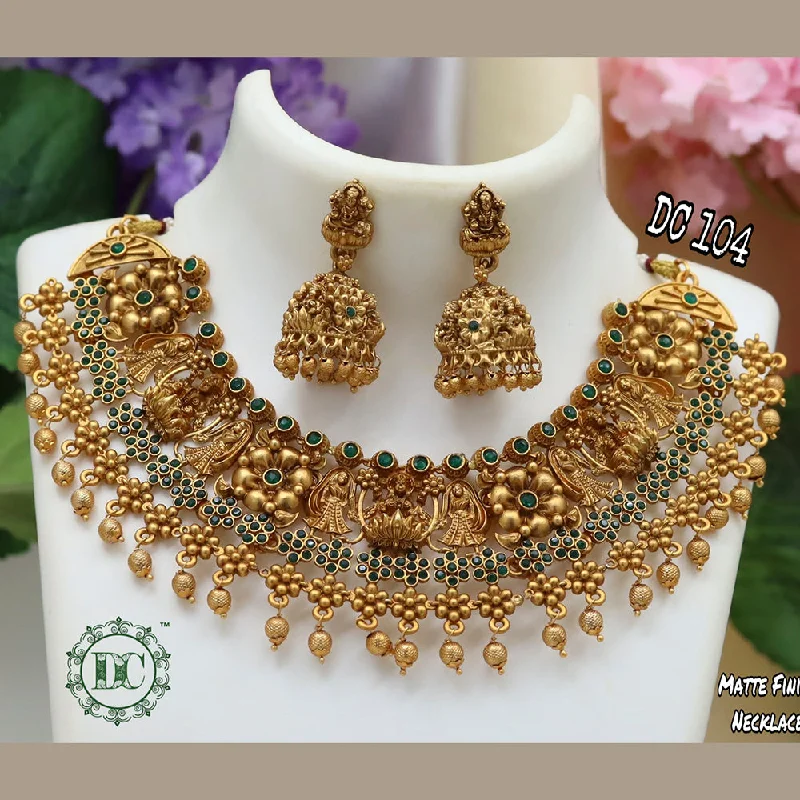 women’s love necklaces-Diksha Collection Gold Plated Necklace Set