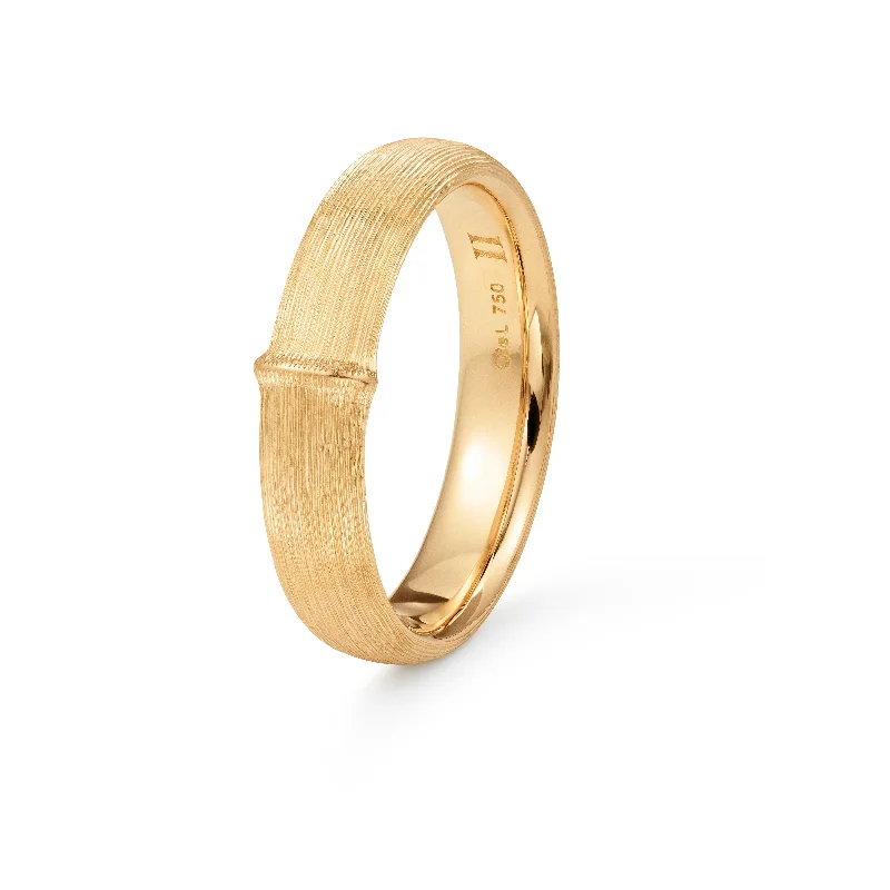 women’s multi-stone rings-Large Nature Mens 18K Gold Ring