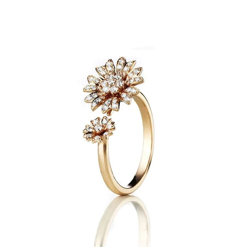 women’s zodiac rings-Small Flower 18K Gold, Rosegold or Whitegold Ring w. Diamonds