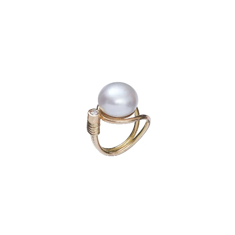 women’s custom diamond rings-Somnia Pearl Ring Gold