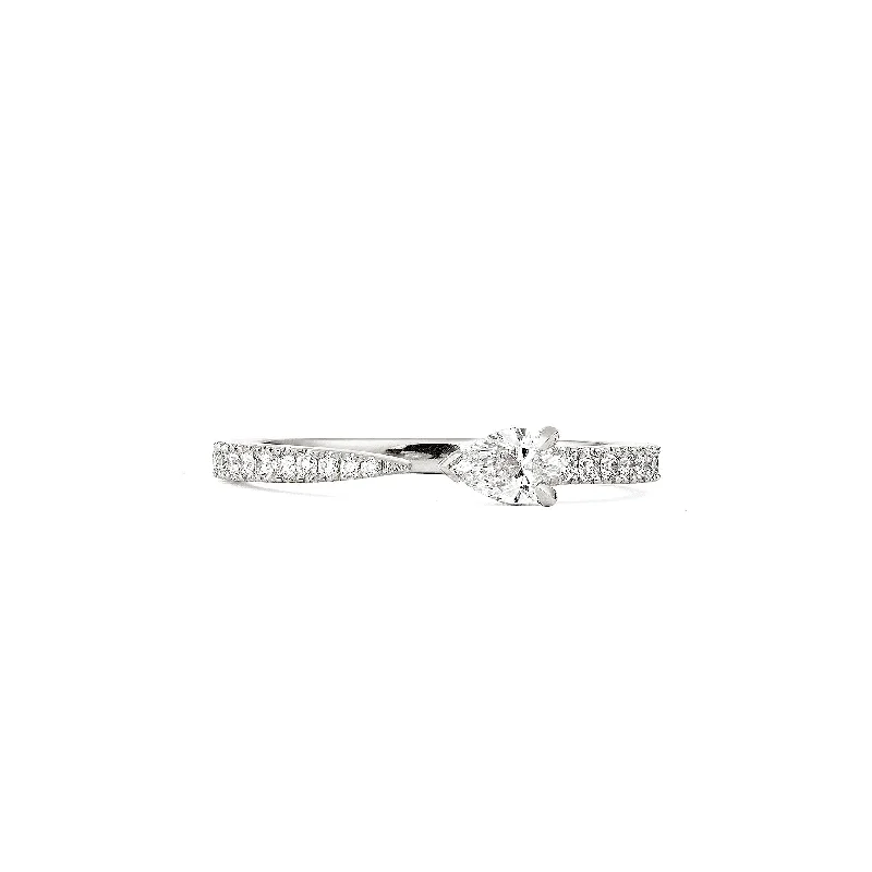 women’s ring sets-Drop 18K Whitegold Ring w. Diamonds