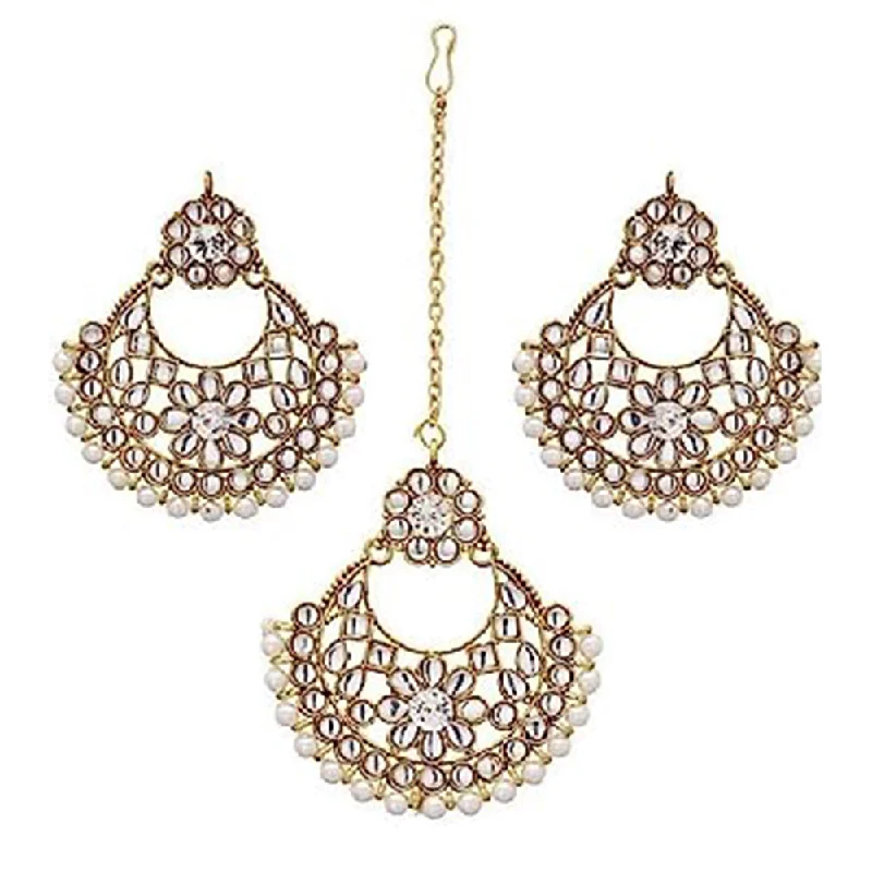 women’s butterfly earrings-Subhag Alankar White Alloy Jewel Set with Maangtikka